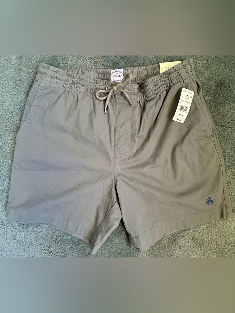 Brooks Brothers The Friday Short - Medium - Gray - NWT